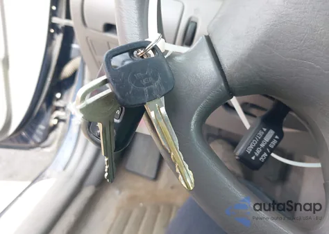 2004 Toyota Camry Le from USA, damaged, VIN 4T1BE32K84U273384